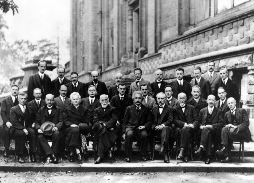 picture of many outstanding scientists